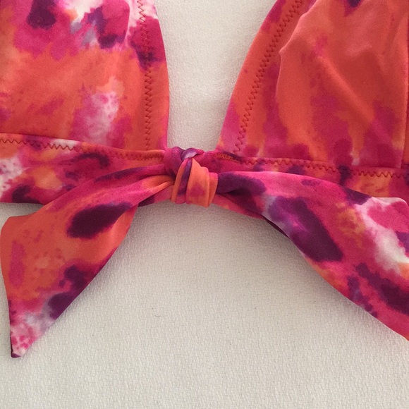 Victoria's Secret Bikini Top - Picture 3 of 11